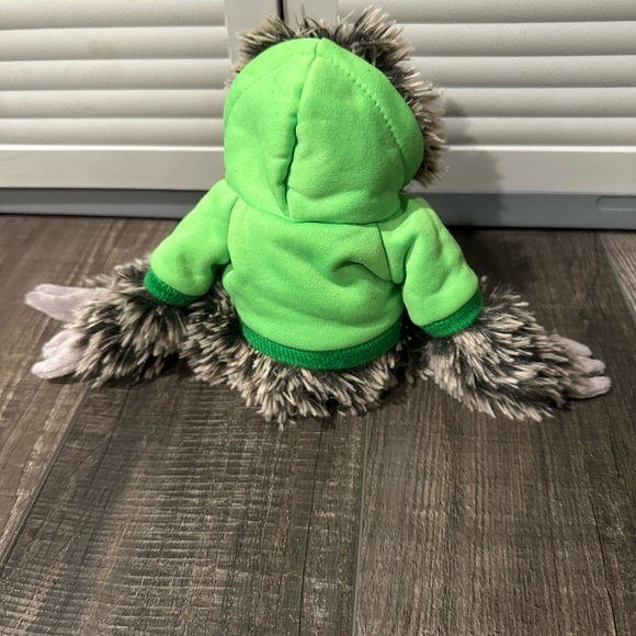 PETTING ZOO SHAGGY THREE TOE SLOTH STUFFED PLUSH ANIMAL 13” - Picture 4 of 5